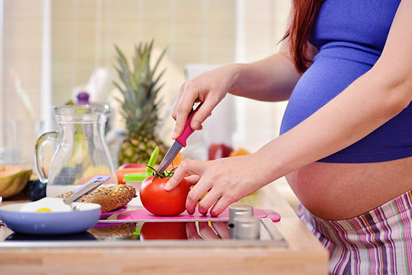 گوجه فرنگی در بارداری