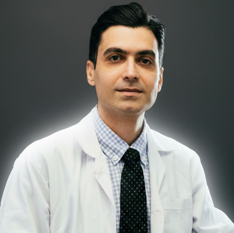 دکتر علیرضا رضوانیزاده